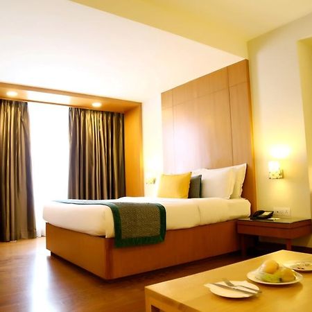 Lemon Tree Hotel, Dehradun Eksteriør billede
