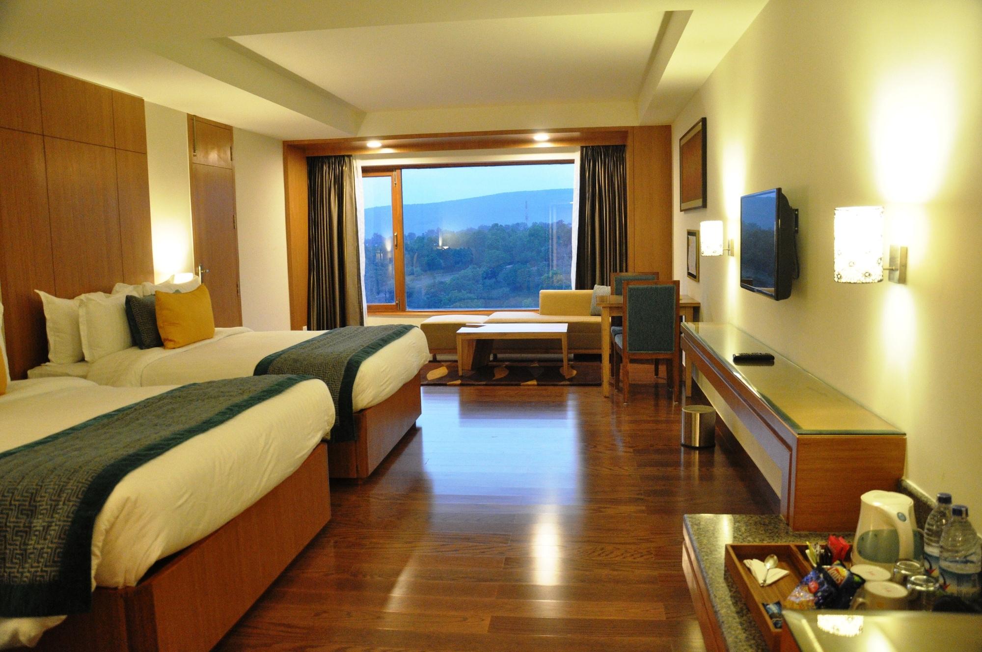 Lemon Tree Hotel, Dehradun Eksteriør billede
