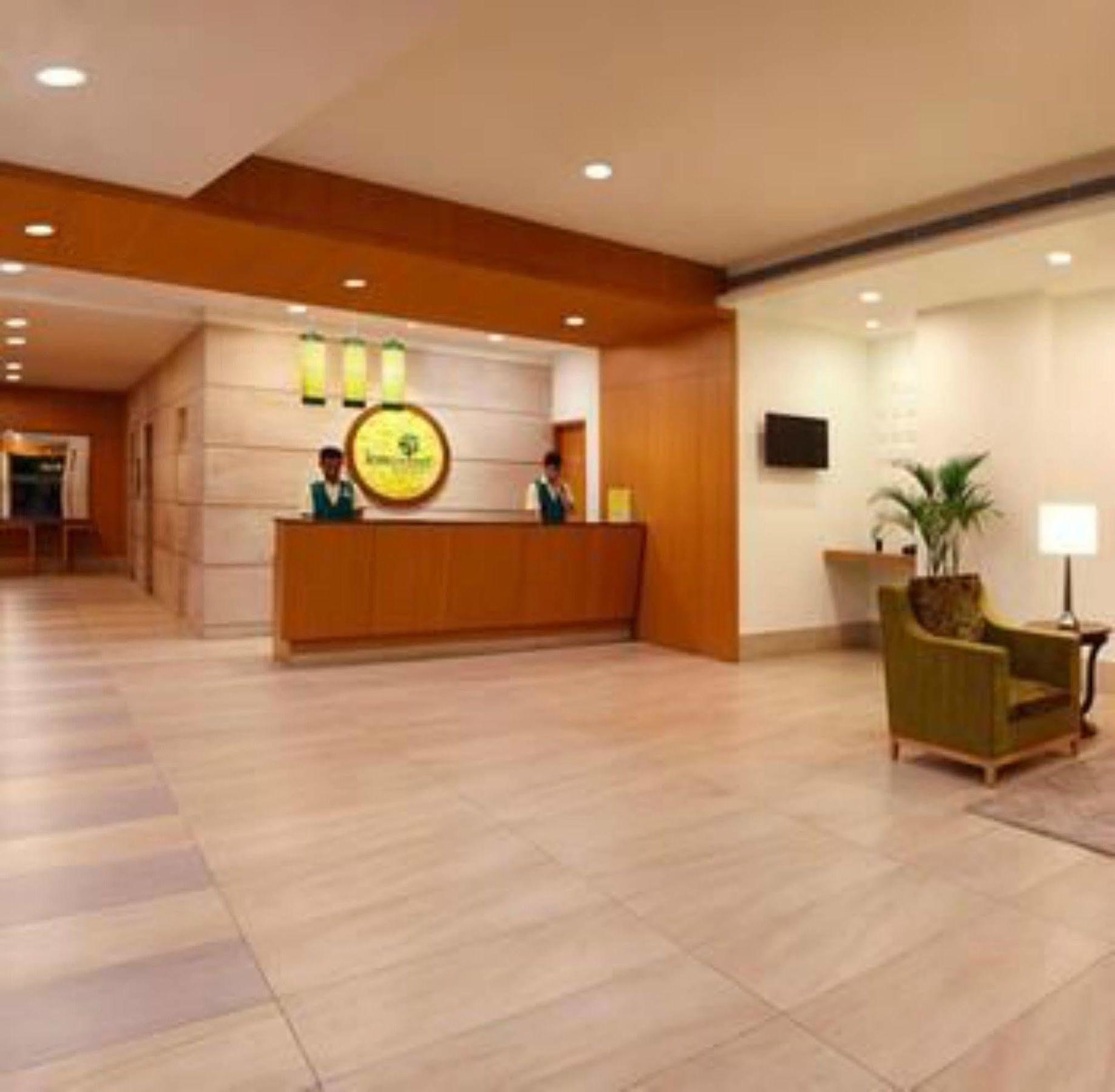 Lemon Tree Hotel, Dehradun Eksteriør billede